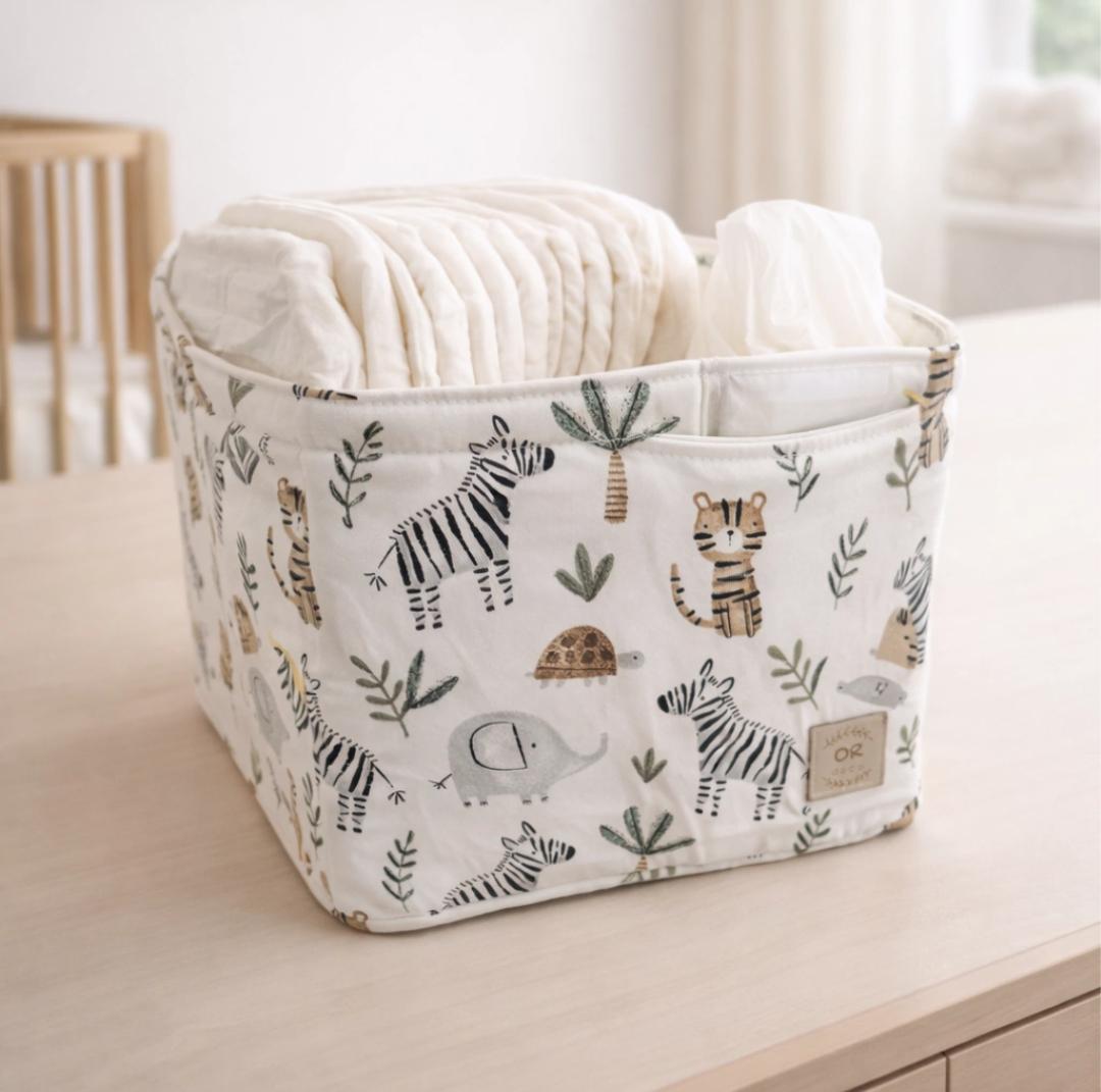 Set Cambiador Antivuelco Estampado con Contenedor Pañalero